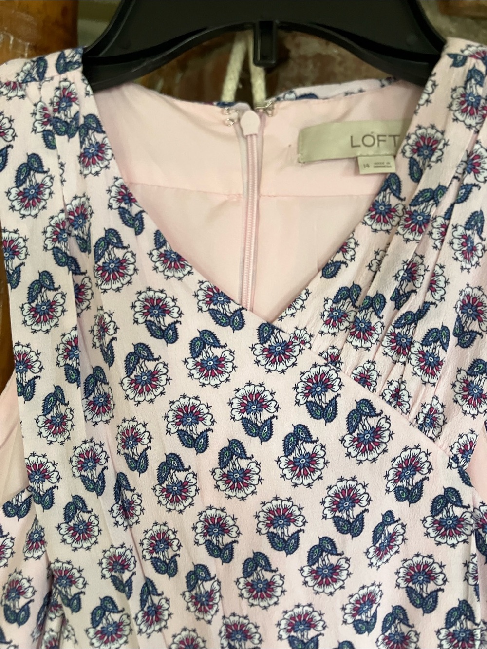 LOFT Floral Sleeveless Peplum Top — Light Pink & Navy, Size 14 - Picture 3 of 11